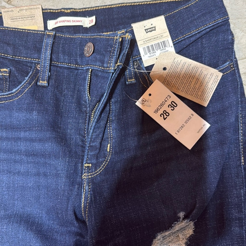 Levis Jeans  New woman’s size 28 Levi’s stretch new
