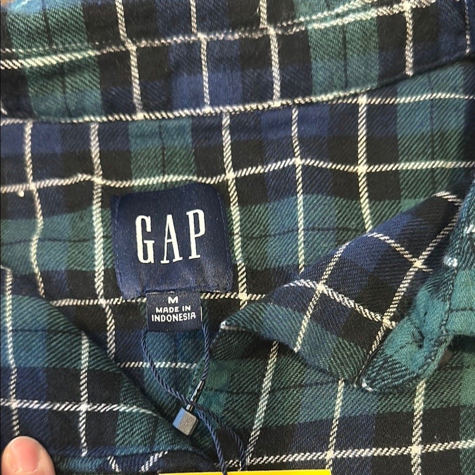 Ladies GAP Plaid Button-Up Shirt flannel small nwt