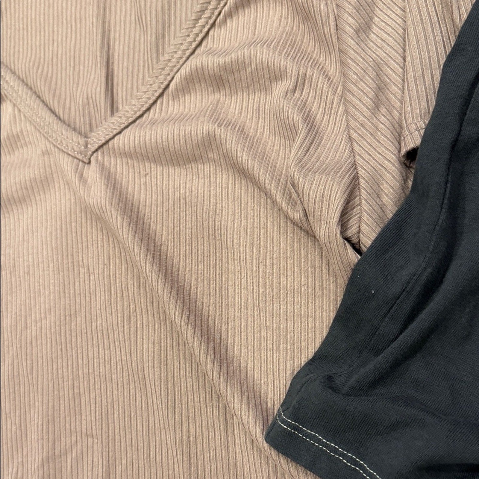 LOT of 2 crop tops Graphic Tee for woman’s XS oversized used