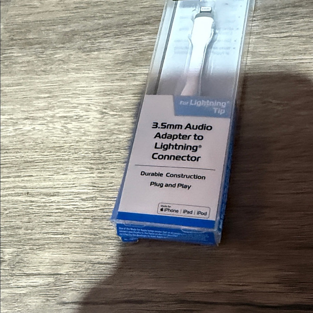 3.5mm Audio Adapter for Lightning Connector