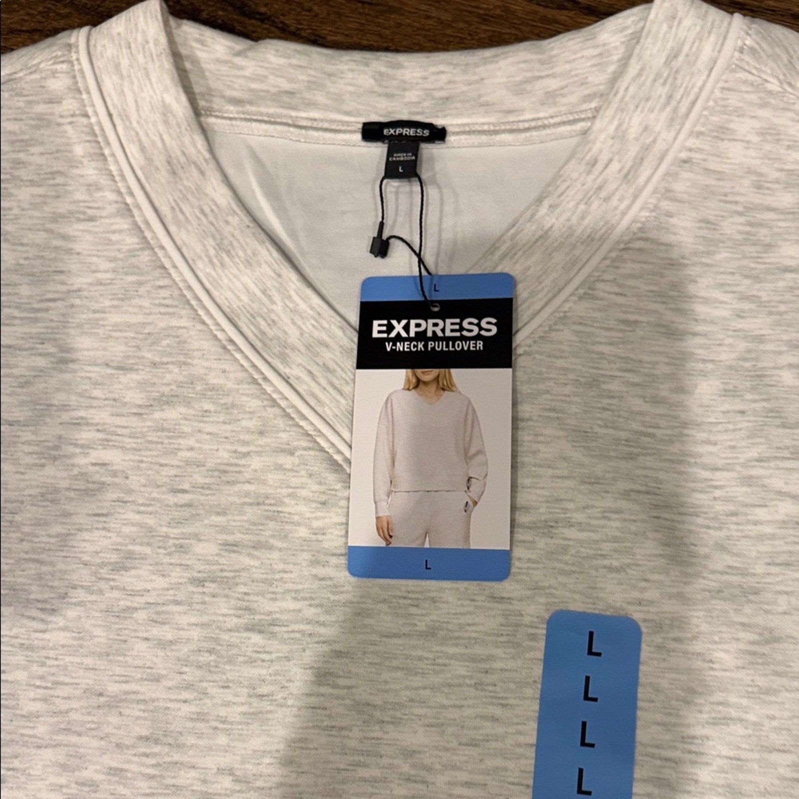 Express woman’s Heather Gray Cropped Pullover Large NEW