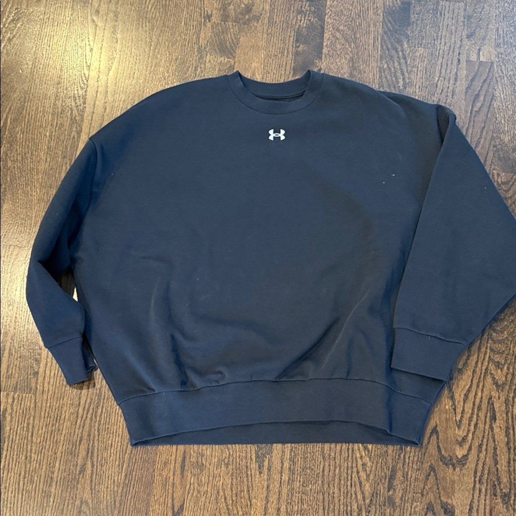 Under Armour woman’s black Crewneck Sweater crew