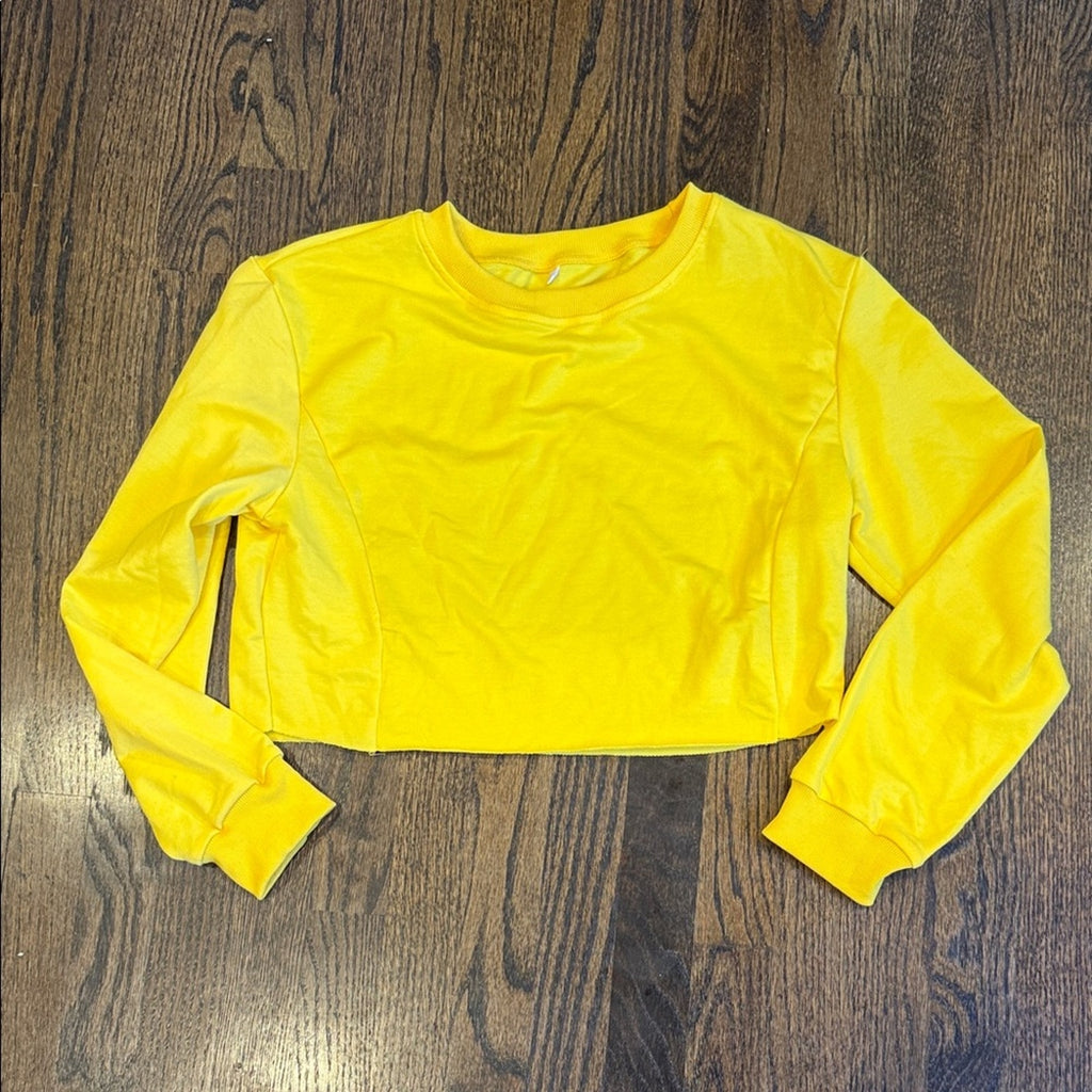 Women’s Yellow Long Sleeve Crop Top Size Large Workout Casual NWT