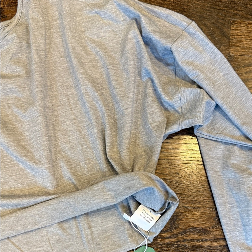 Women’s Gray Long Sleeve Crop Top Size Large Soft Casual NWT
