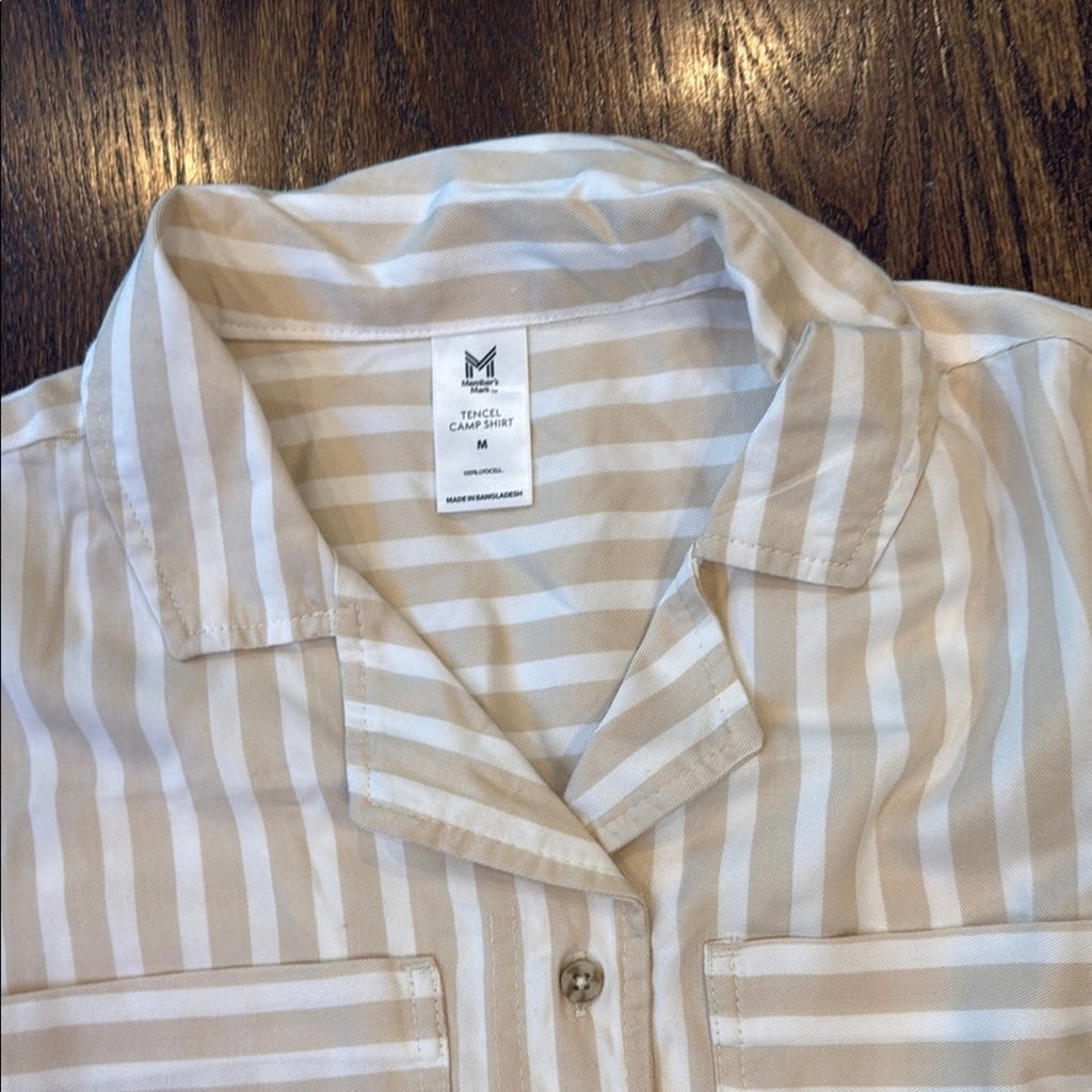 Striped Short Sleeve Button-Up Shirt woman’s members mark Medium NEW