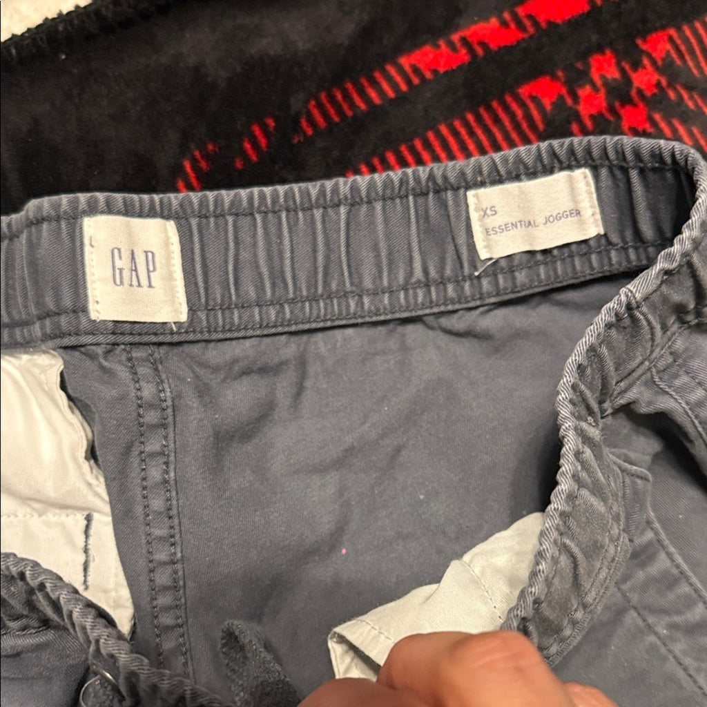 Gap Men's Gray Jogger Pants XS good condition