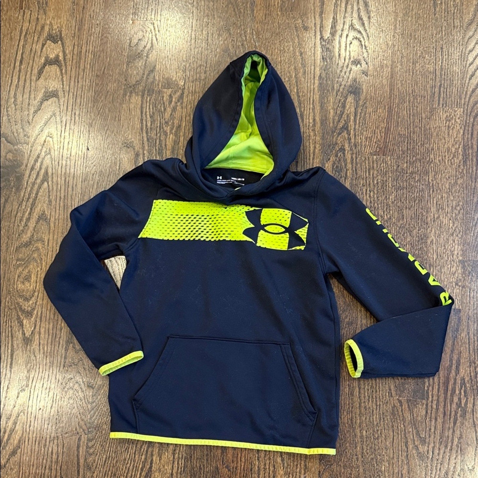 Under Armor Kids' Hoodie in black and Neon Yellow YMD USED