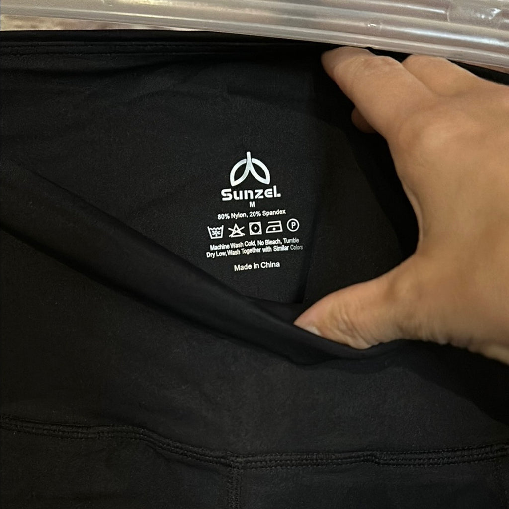New sunziel medium leggings Black High-Waisted Cropped Pants