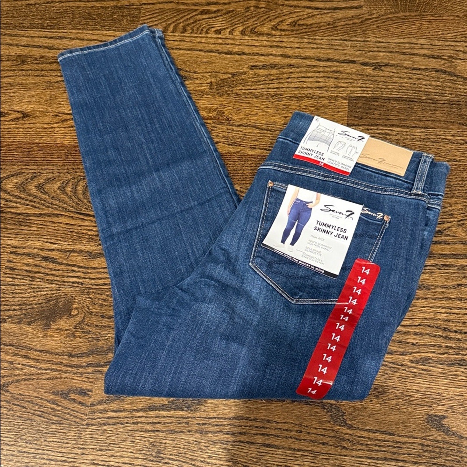 Seven 7  woman’s plus size 14 skinny jeans NEW