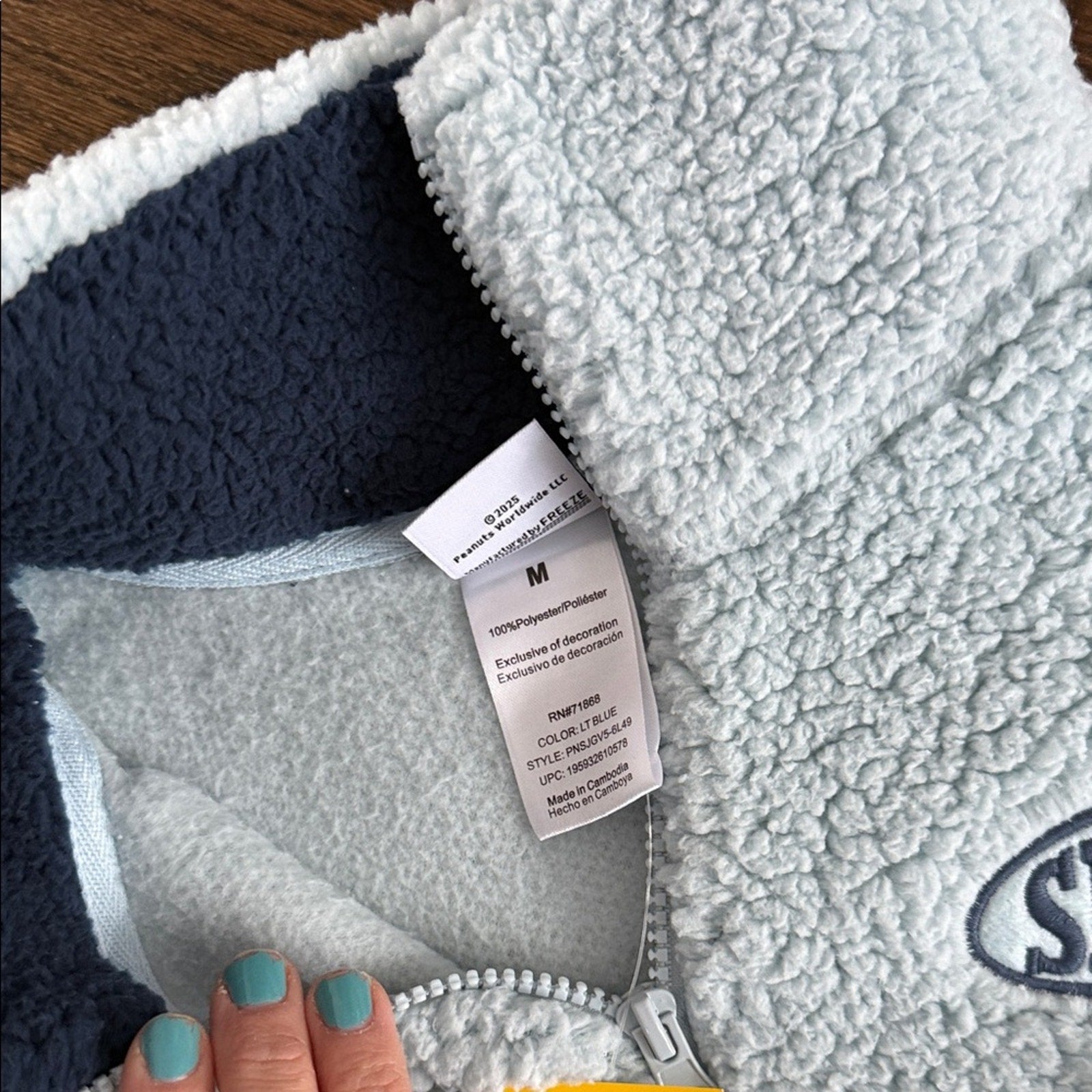 New woman’s medium popover Sherpa ' Light Blue Fleece Pullover