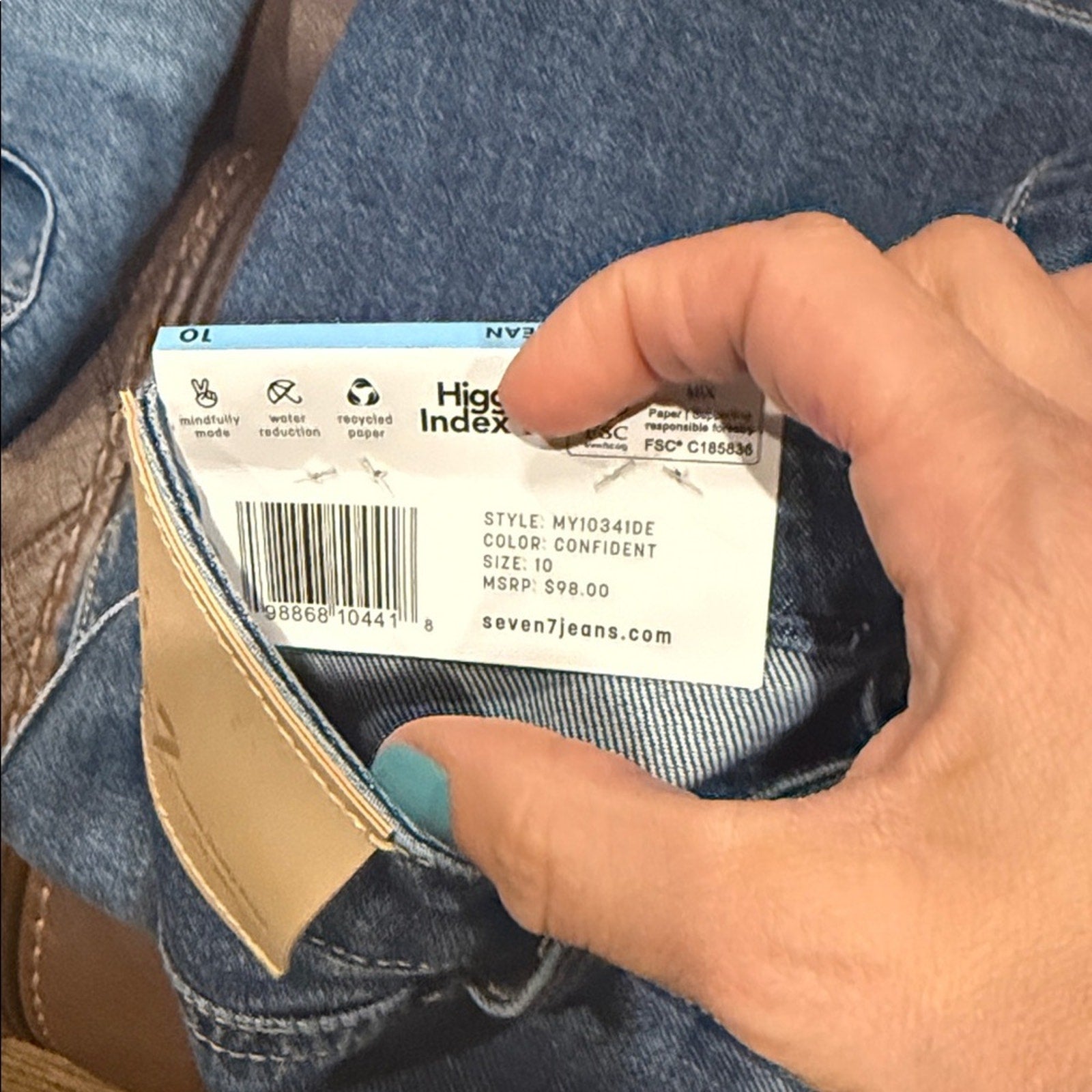 Seven7 woman’s Straight Jeans - Classic Blue loose straight size 10 NWT