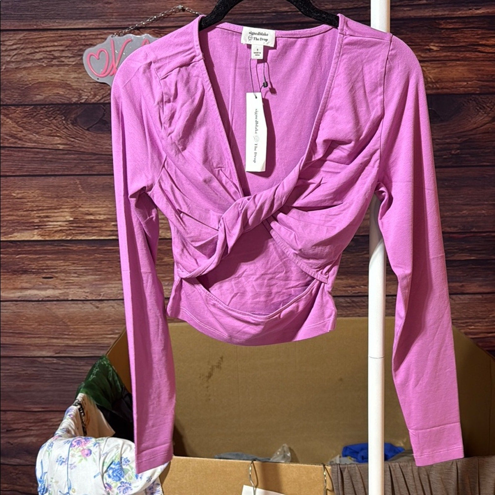 The drop small crop top  Pink Long Sleeve Blouse NEW