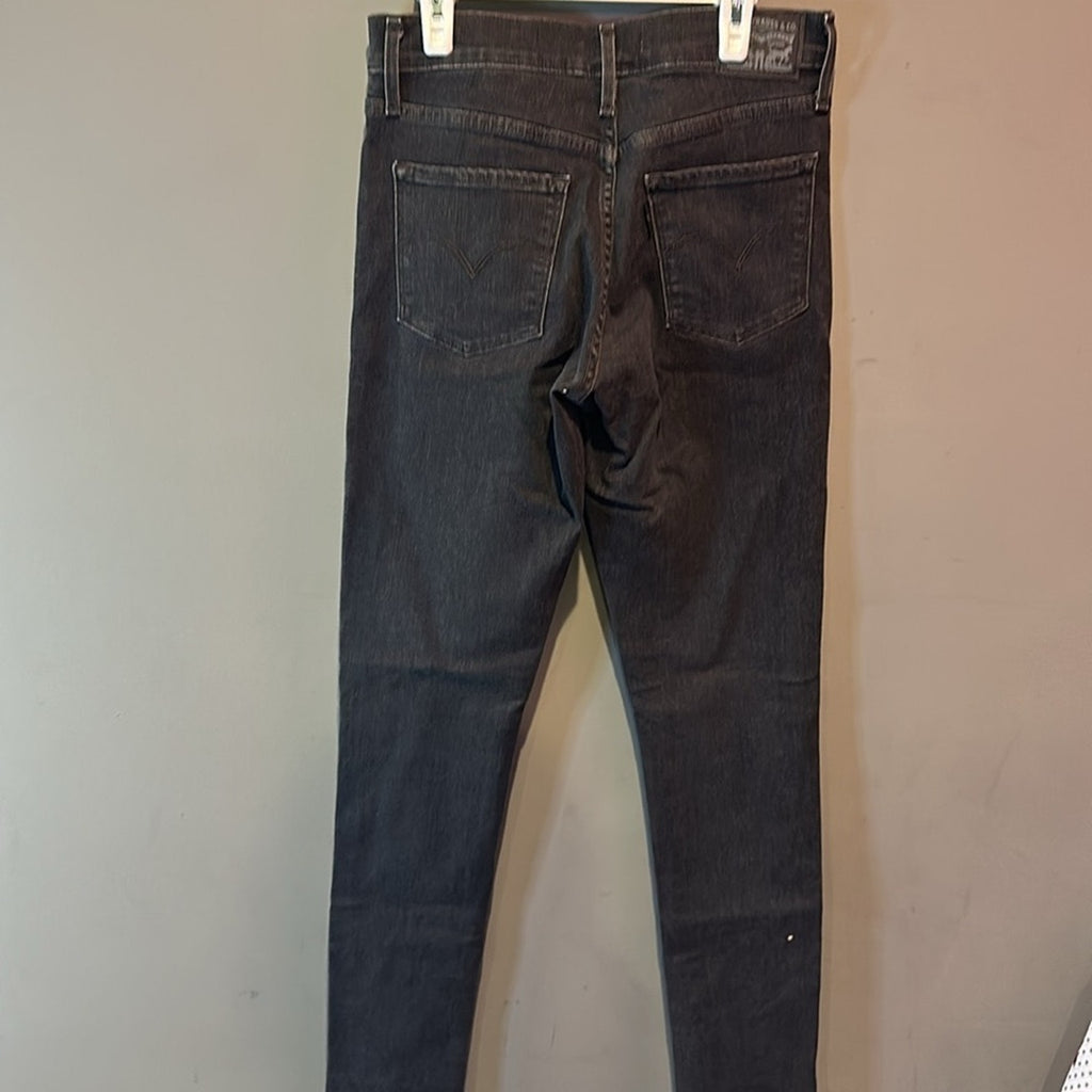 New women’s Levi size 28 311 shaping skinny midrise tummy slimming jeans NEW
