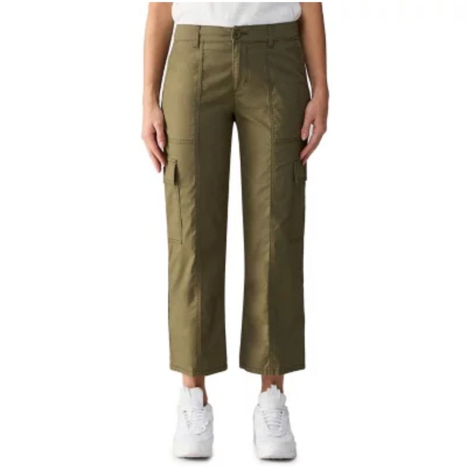 Social Standard woman's Green Cropped Pants slacks size 8 NEW