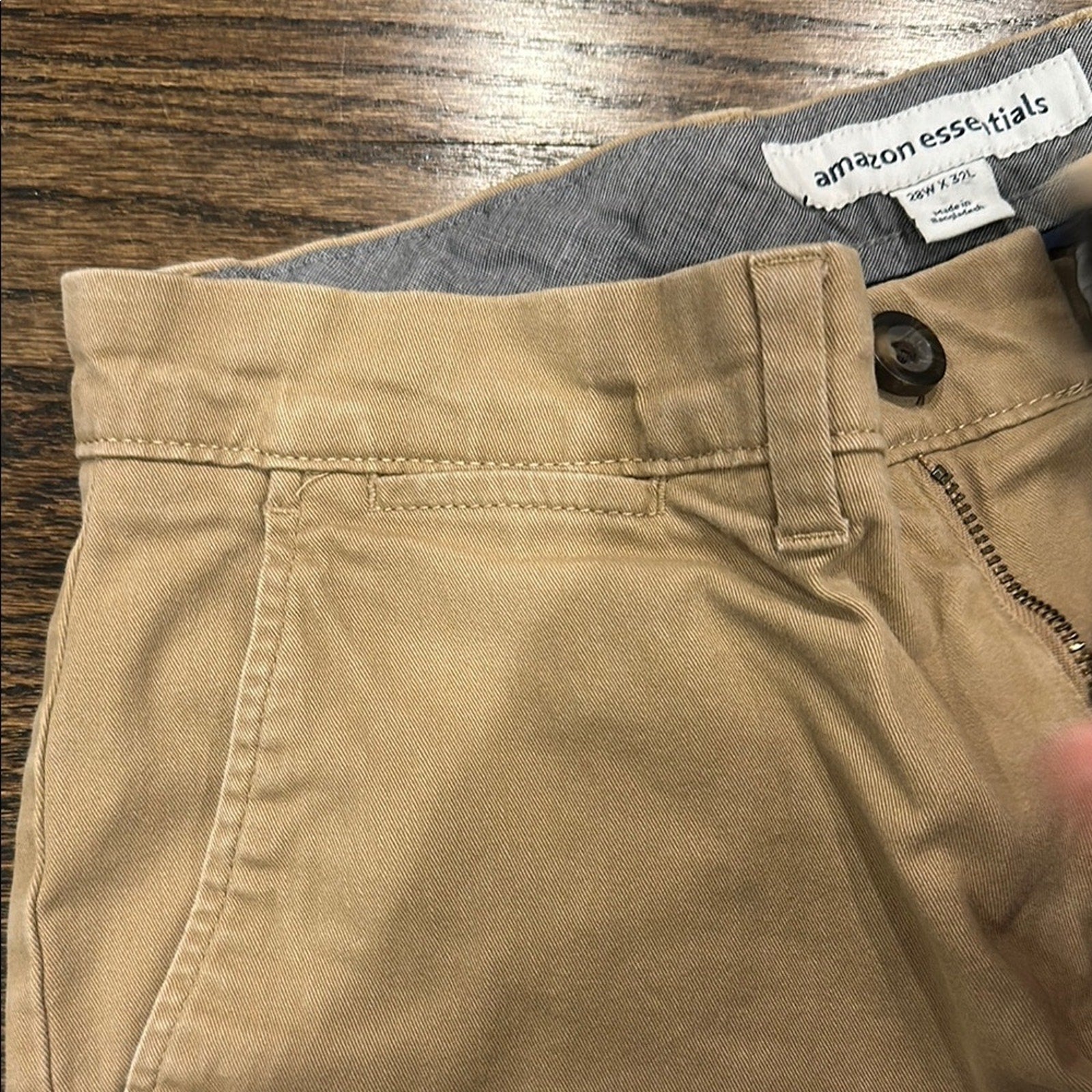 Men's Tan Pants Amazon 28x32 see photos