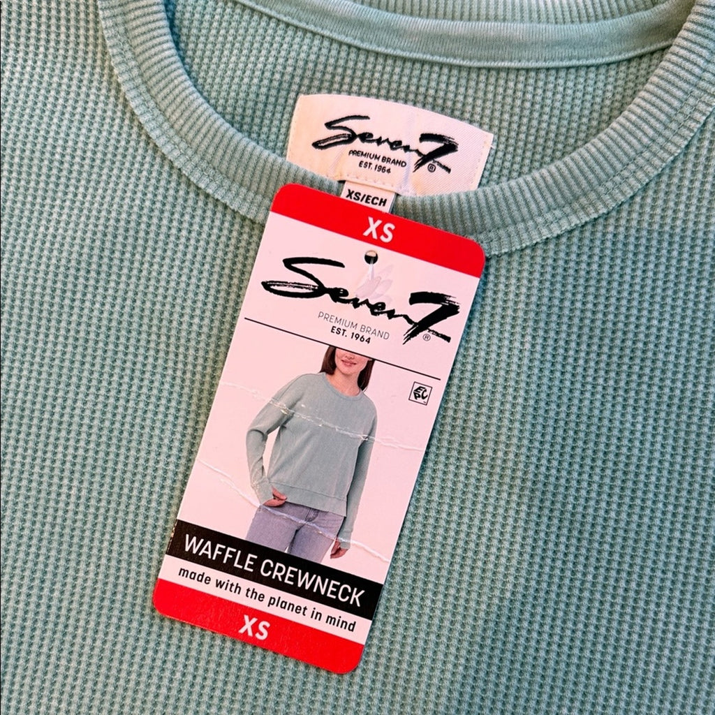 Woman’s xs seven 7 Green Sweater