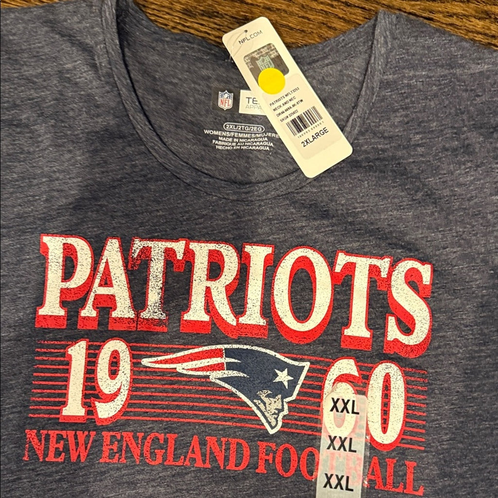 Patriots Graphic T-Shirt nfl tshirt scoop neck xxl womans NEW