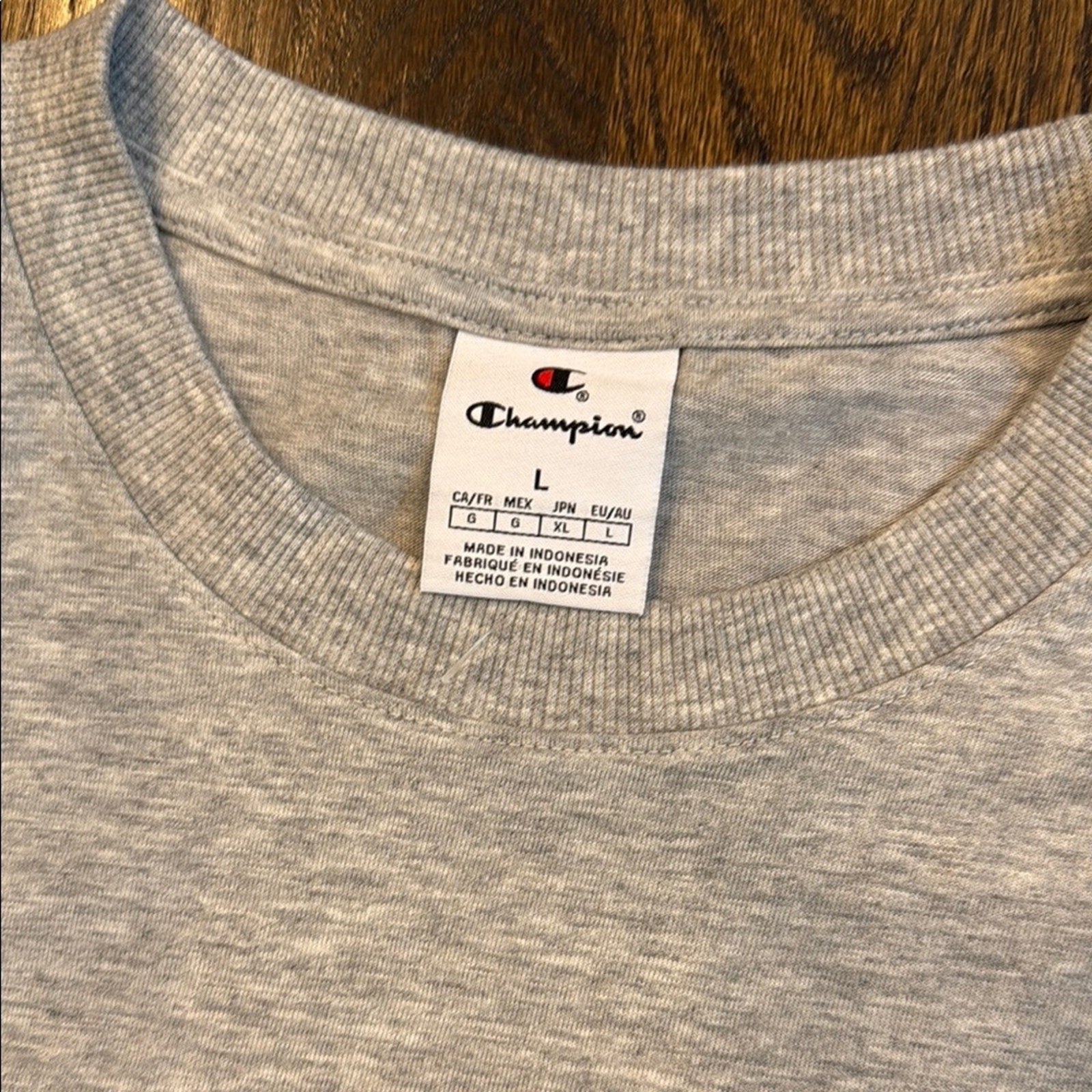 Champion Gray Men's T-Shirt champion tshirt Large NEW