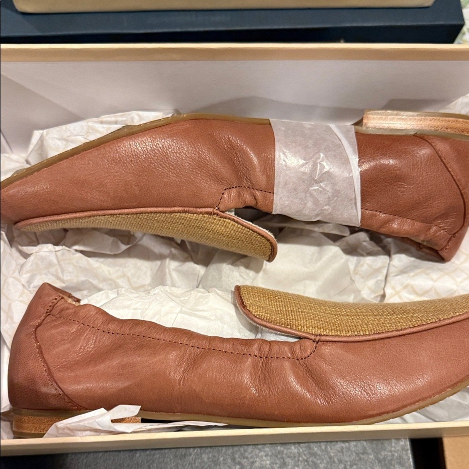 NYDJ Brown & Tan Leather Loafers Women’s Size 10 Slip-On Shoes NWT