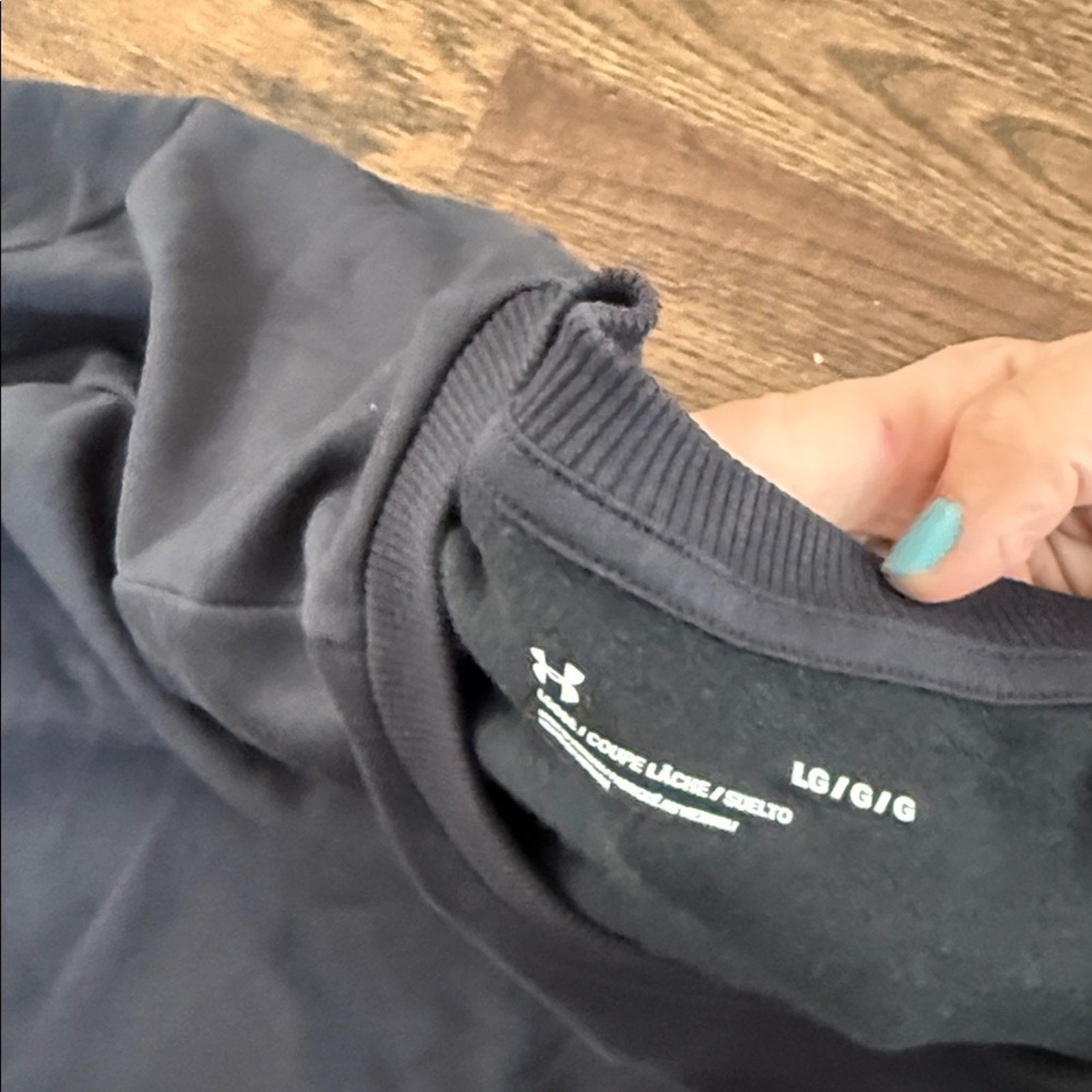 Under Armour Men's black Crewneck Sweater sweatshirt large