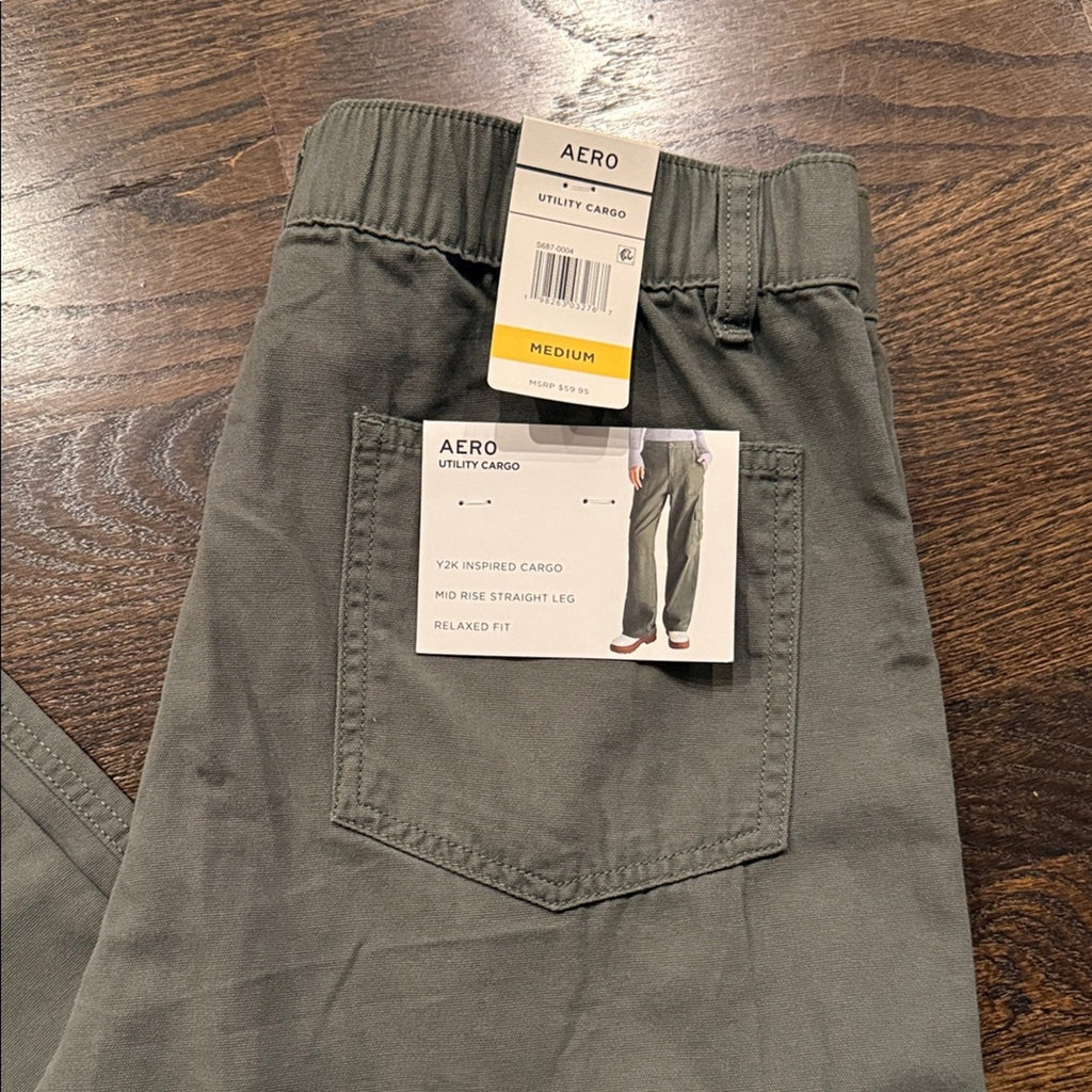 Aeropostale Women’s Olive Cargo Pants Elastic Waist Utility – Medium – NWT