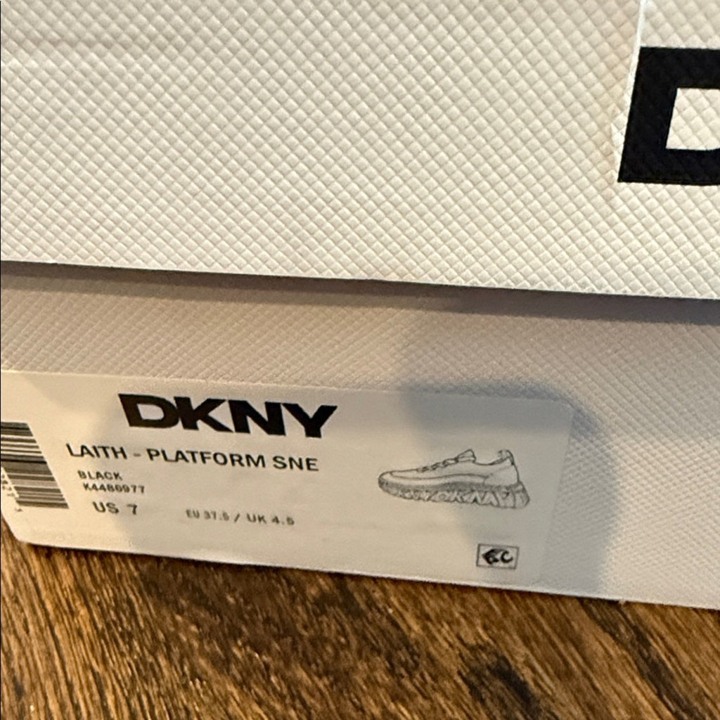 DKNY Women's Laith Platform Sneakers 7 shoe NEW