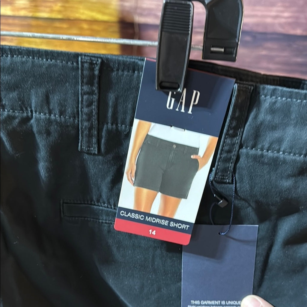 GAP Midnight Black Modern Shorts chinos size 14