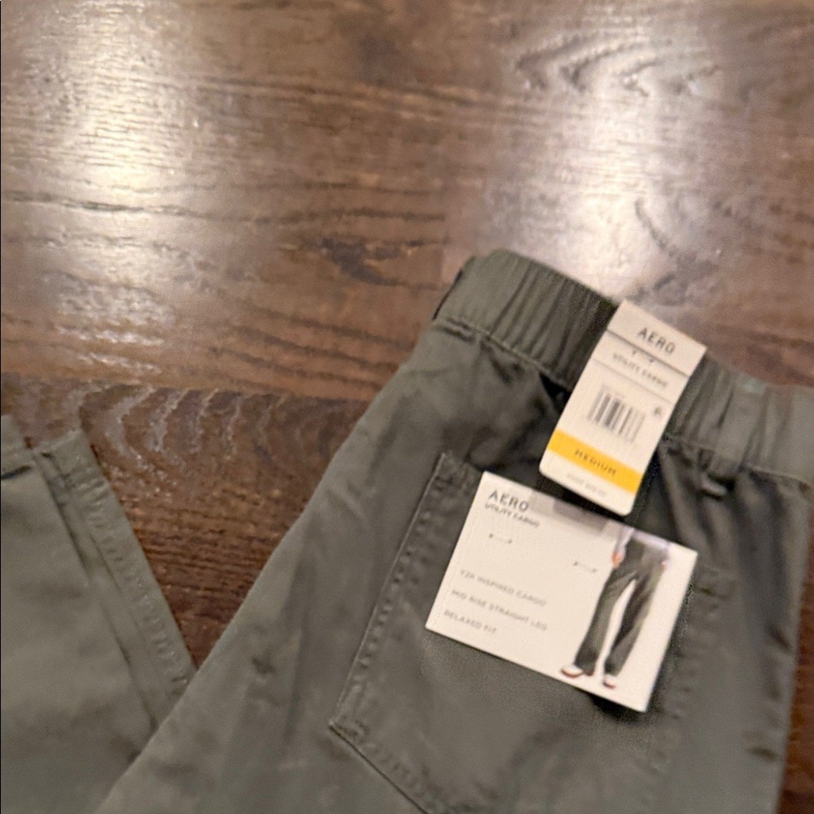 Aeropostale Women’s Olive Cargo Pants Elastic Waist Utility – Medium – NWT
