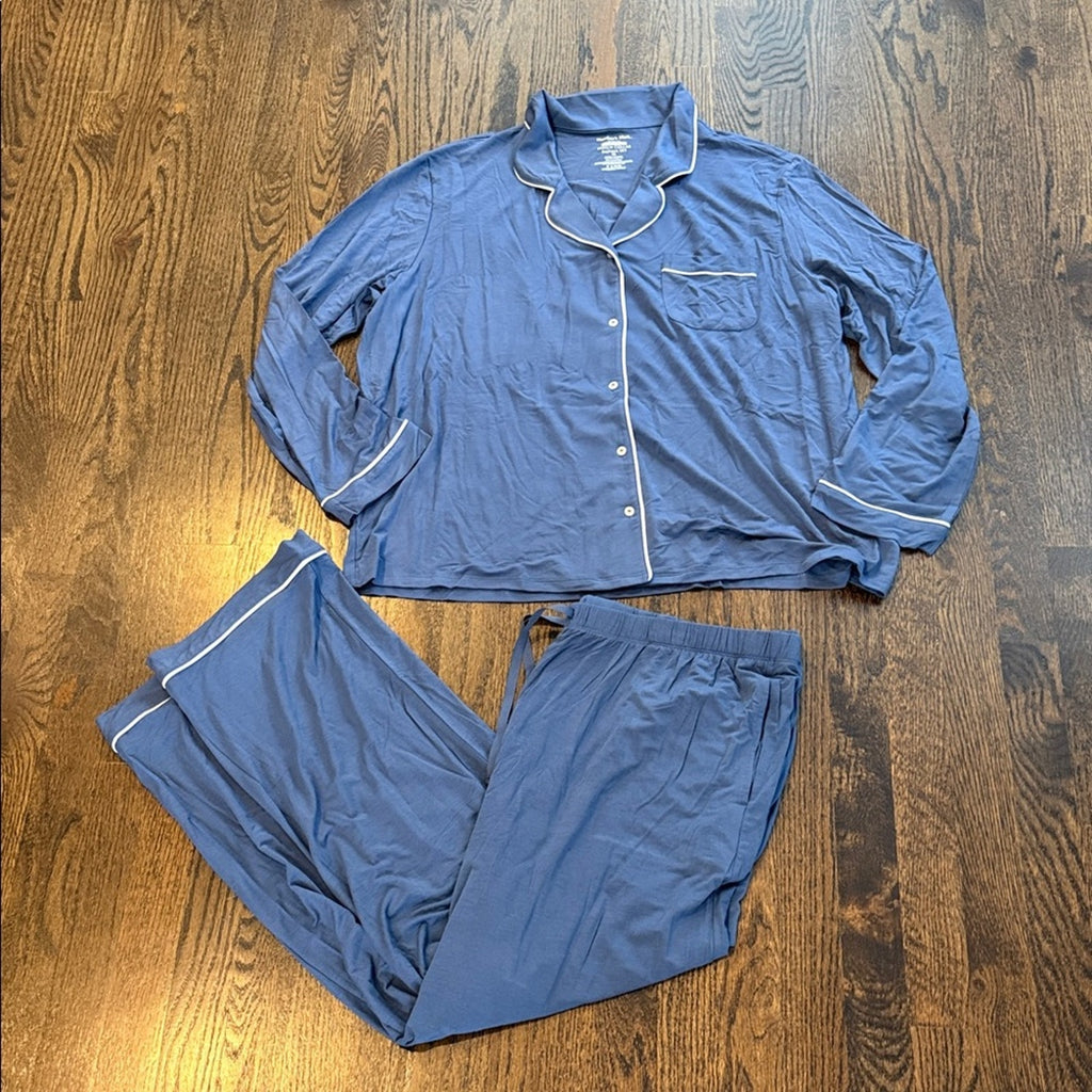 member's mark woman’s xl 2 piece Pajama set blue with White Trim