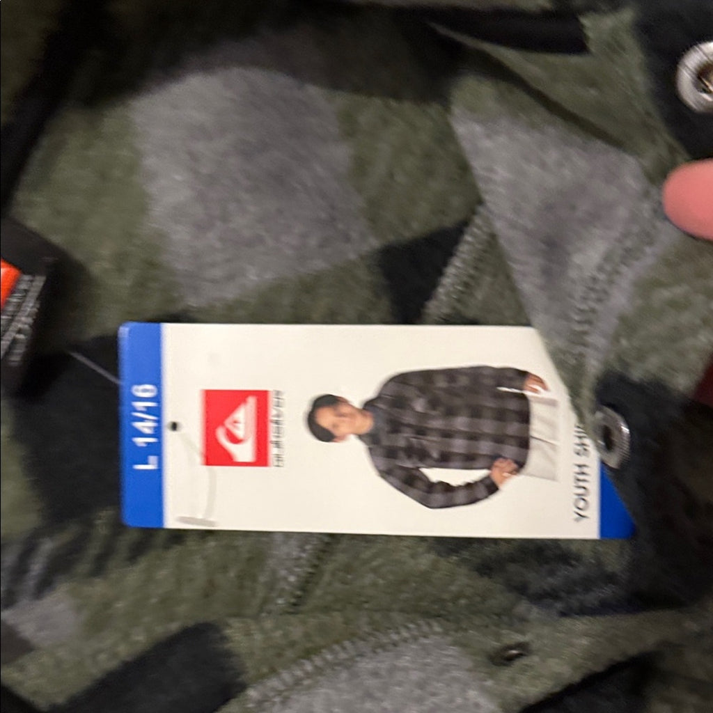 Quiksilver Black and Green Youth Jacket size xl 14/16