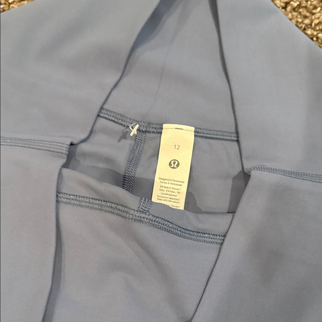 Lululemon Women's Blue Athletic Shorts 12 NEW