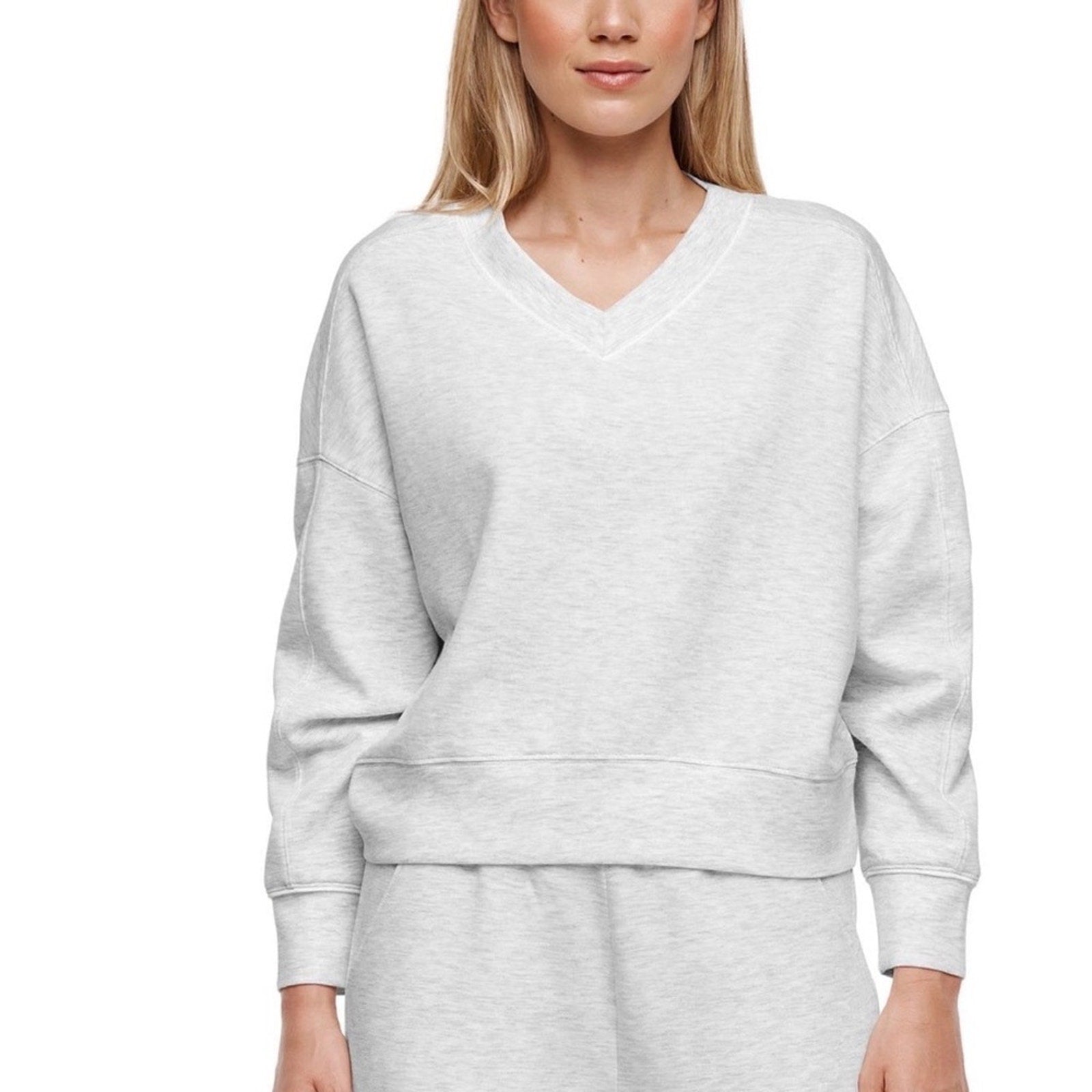 Express woman’s Heather Gray Cropped Pullover Large NEW