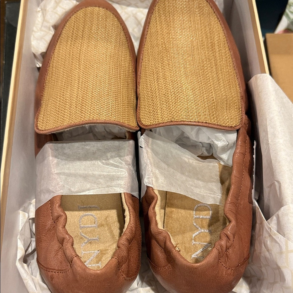 NYDJ Brown & Tan Leather Loafers Women’s Size 10 Slip-On Shoes NWT
