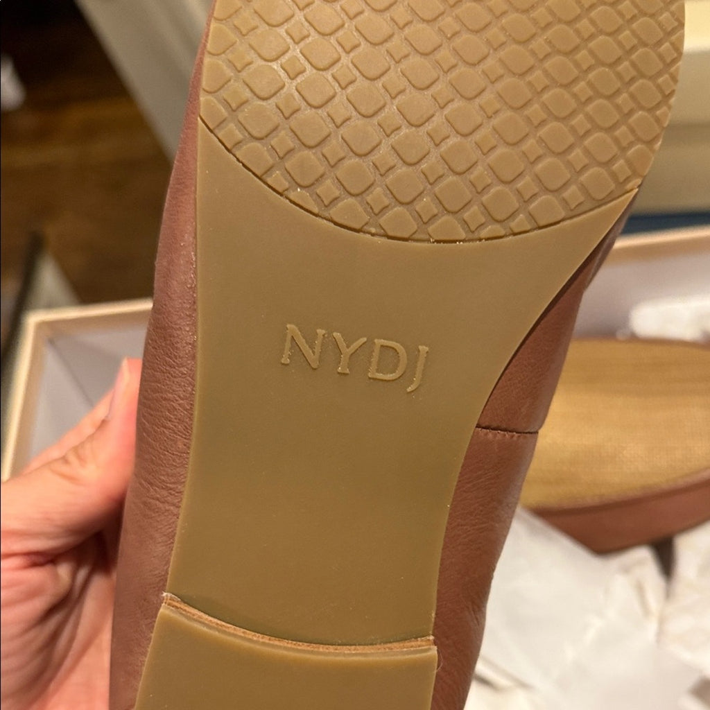 NYDJ Brown & Tan Leather Loafers Women’s Size 10 Slip-On Shoes NWT