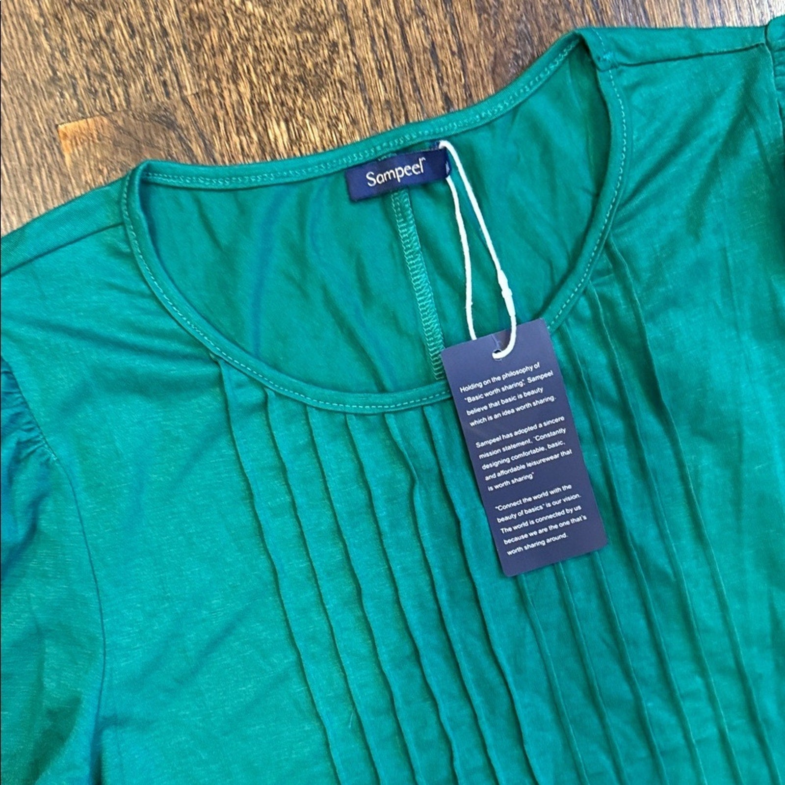 New 🆕 Short Sleeve Dress emerald green with pockets