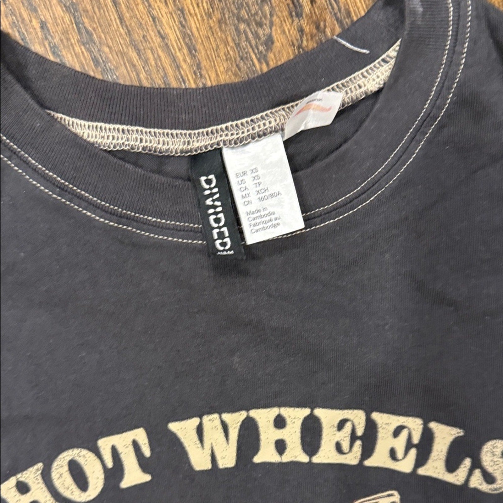 LOT of 2 crop tops Graphic Tee for woman’s XS oversized used