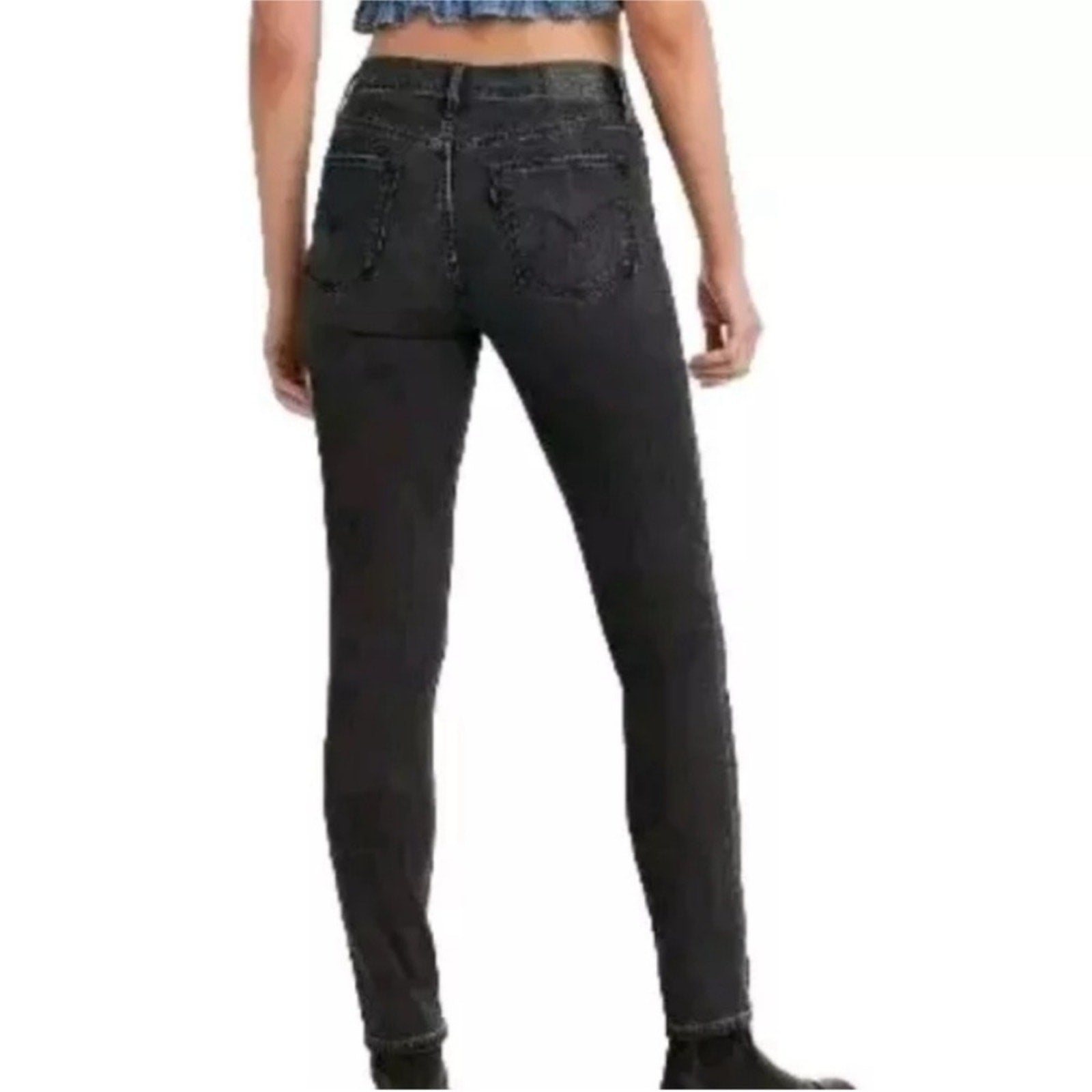 New women’s Levi size 28 311 shaping skinny midrise tummy slimming jeans NEW