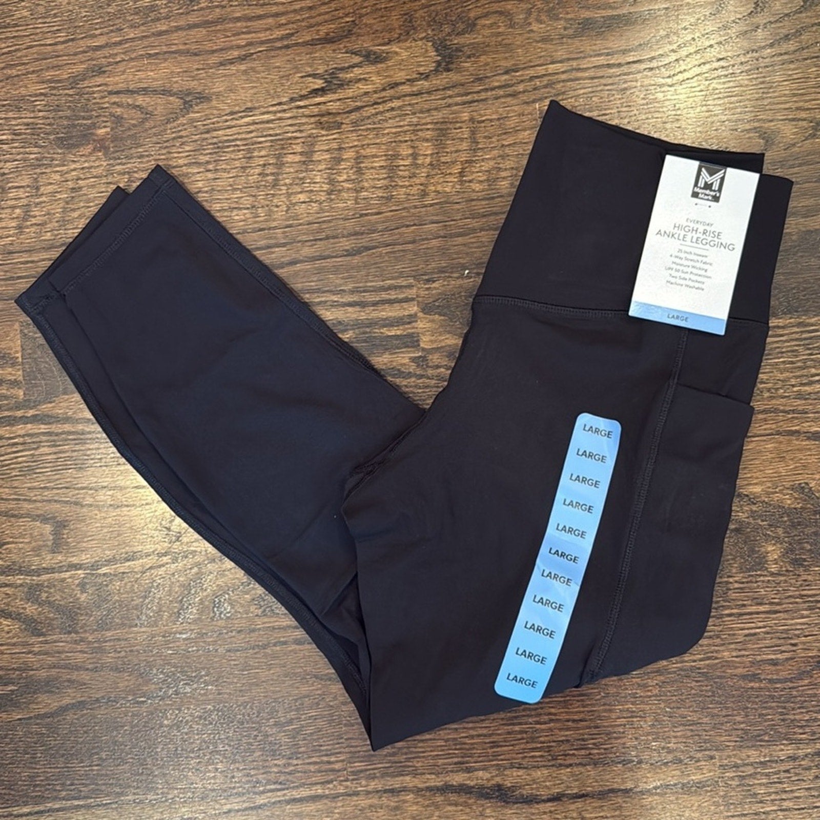 New large members mark size black leggings with a pocket everyday