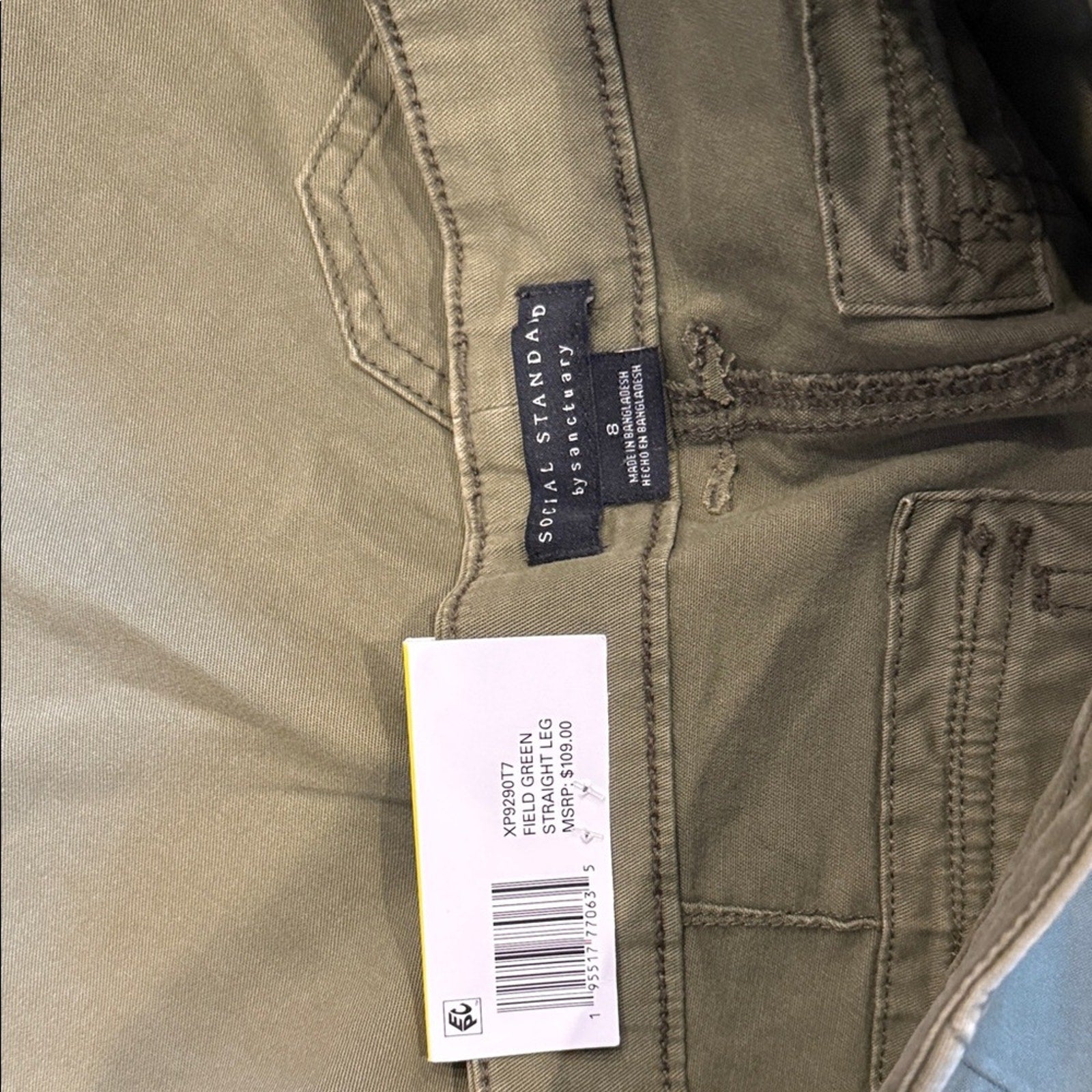 Social Standard woman's Green Cropped Pants slacks size 8 NEW