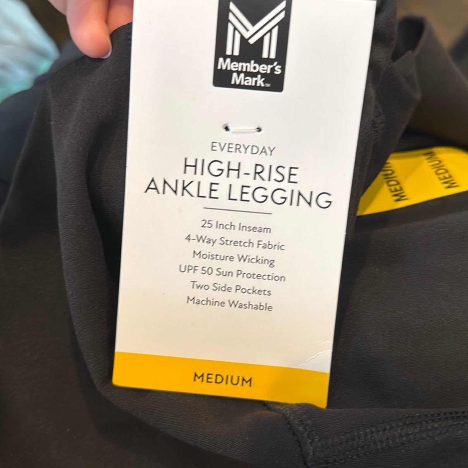 New members mark medium black leggings with a pocket every day leggings