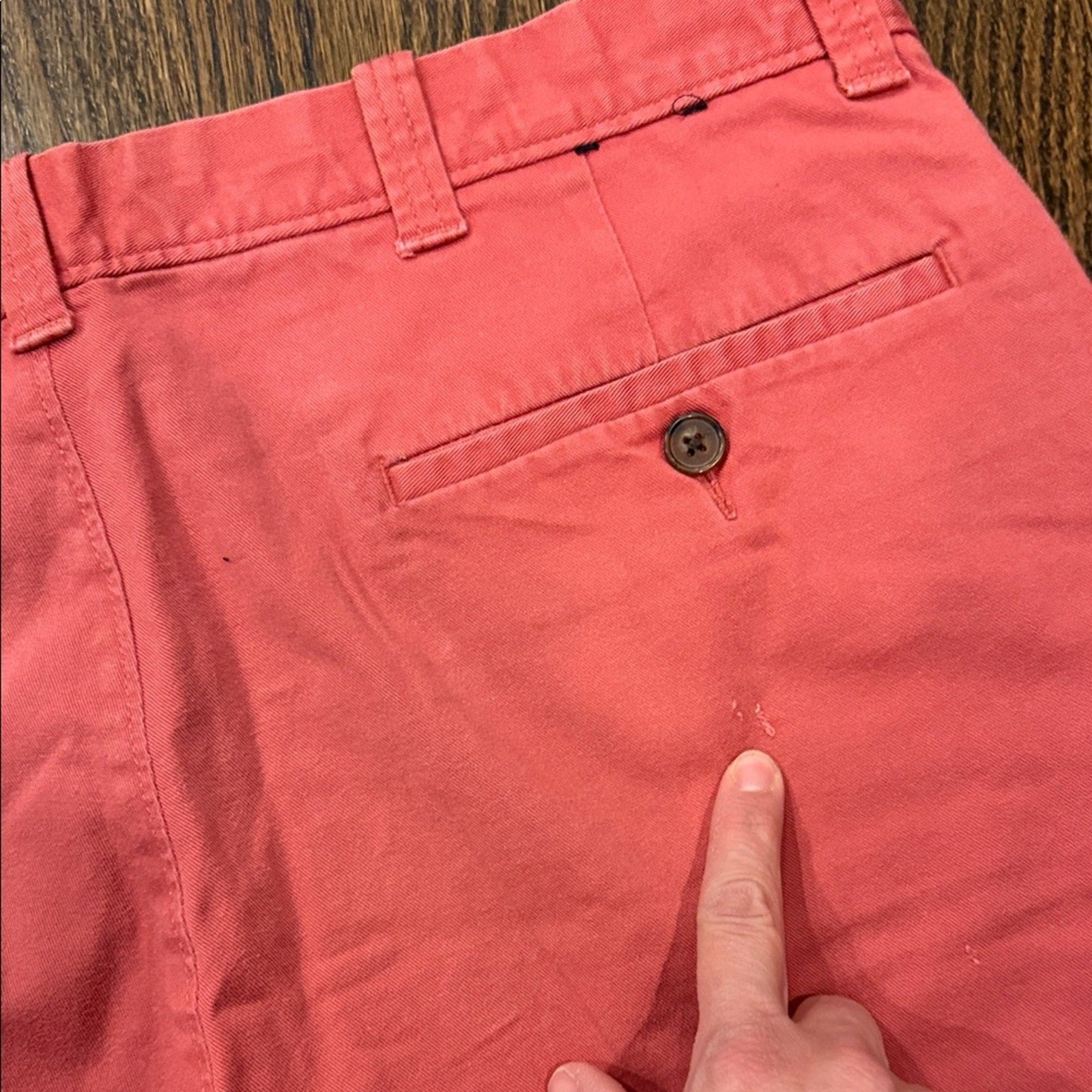 J.Crew 9 inch inseam Men's Coral Shorts used size 35