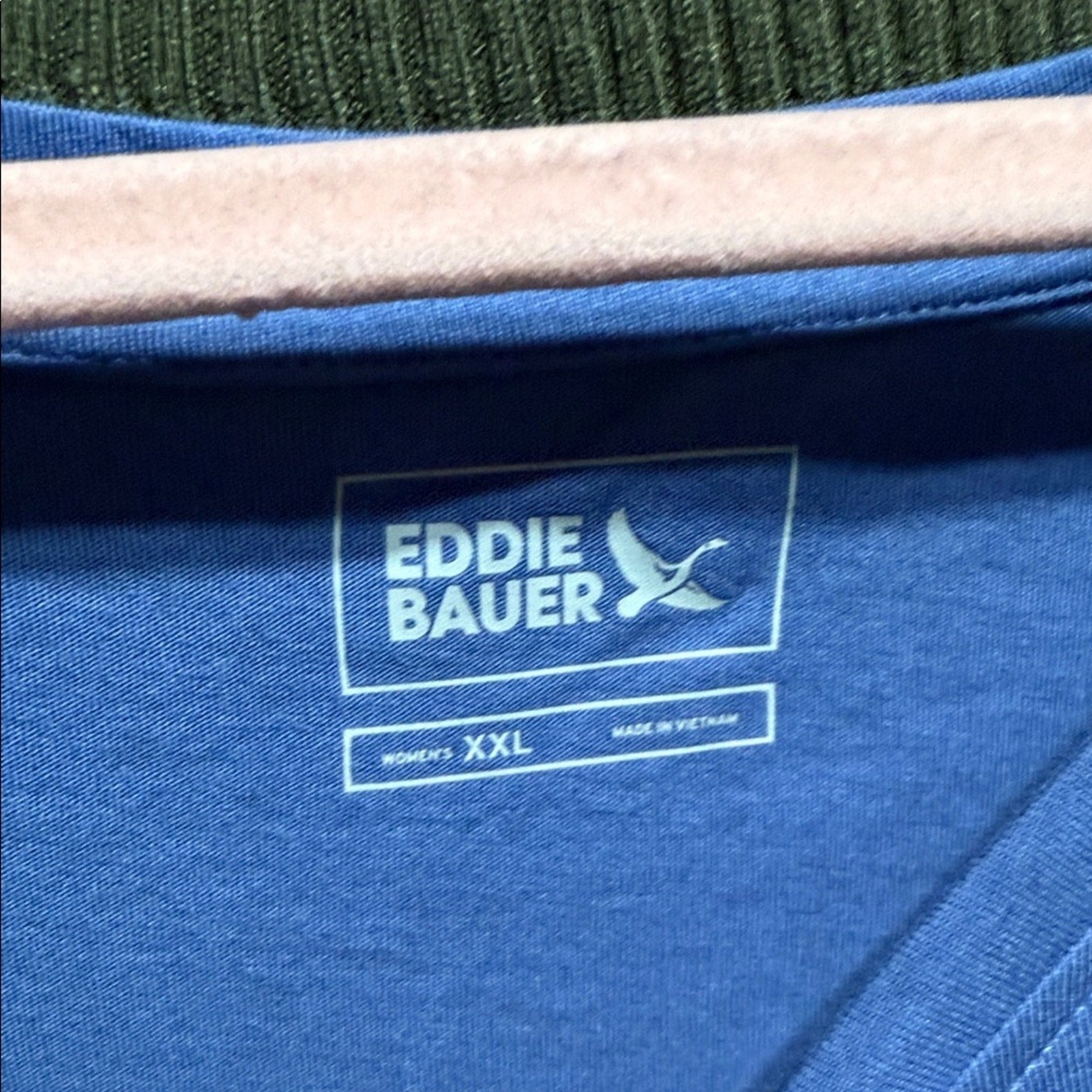 Eddie Bauer woman’s vneck xxl plus Short Sleeve Blue Tee NEW