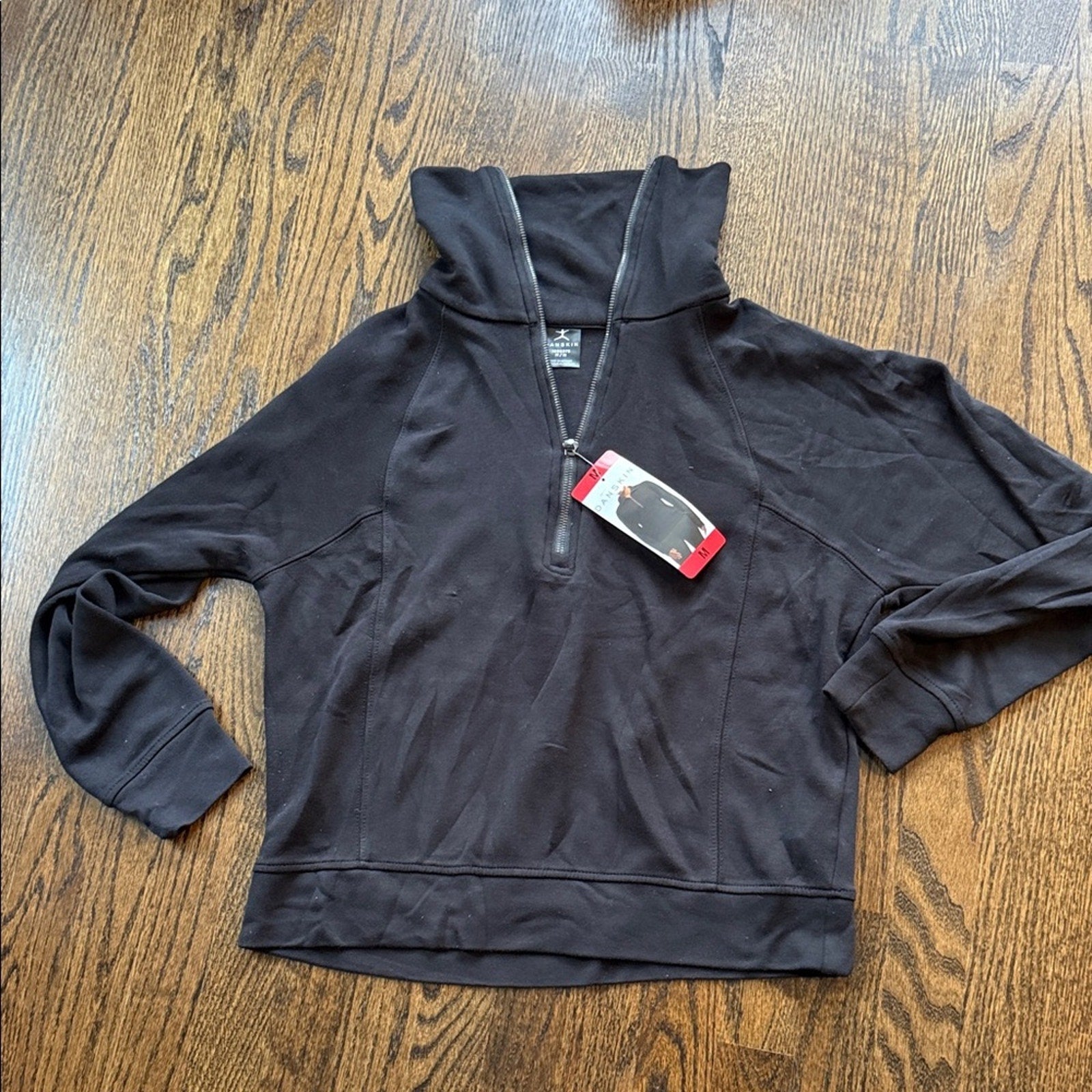 Danskin Women’s Black Quarter-Zip Pullover Athletic Top Size M – NWT