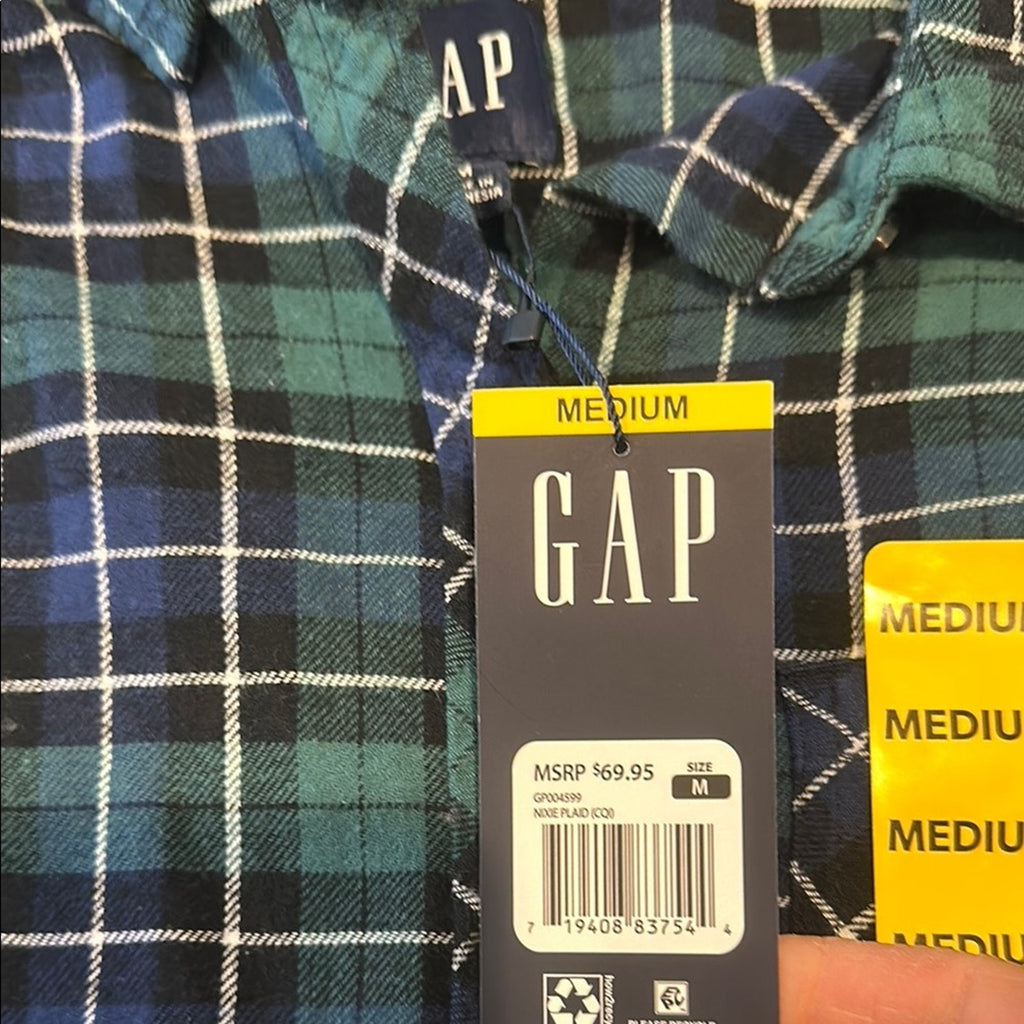 Ladies GAP Plaid Button-Up Shirt flannel small nwt