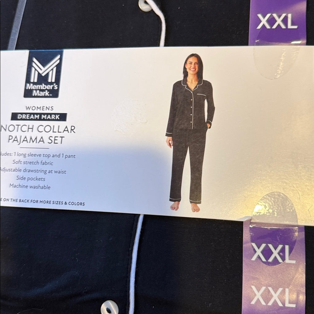 Black Pajama Set with White Trim comfortable pajamas, set size xxl