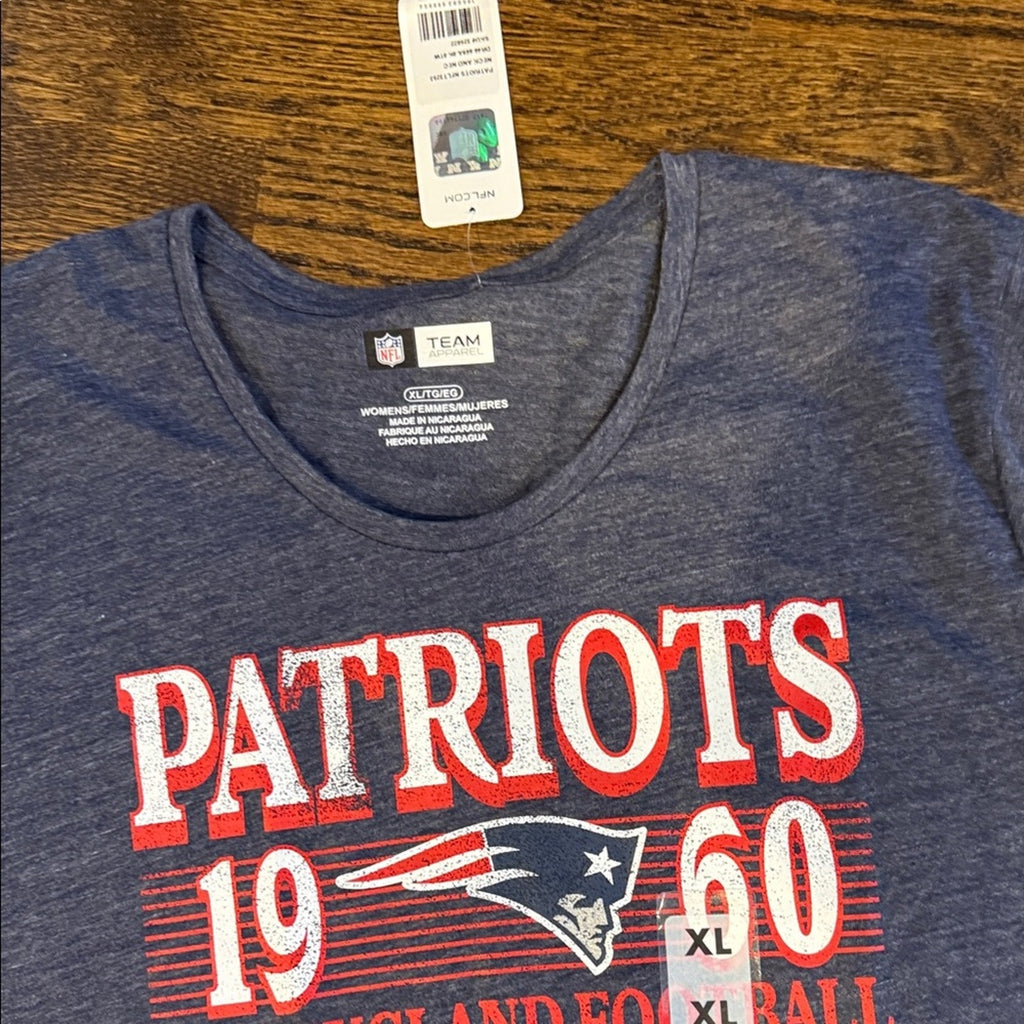 Patriots woman’s XL Blue T-Shirt tee nfl new