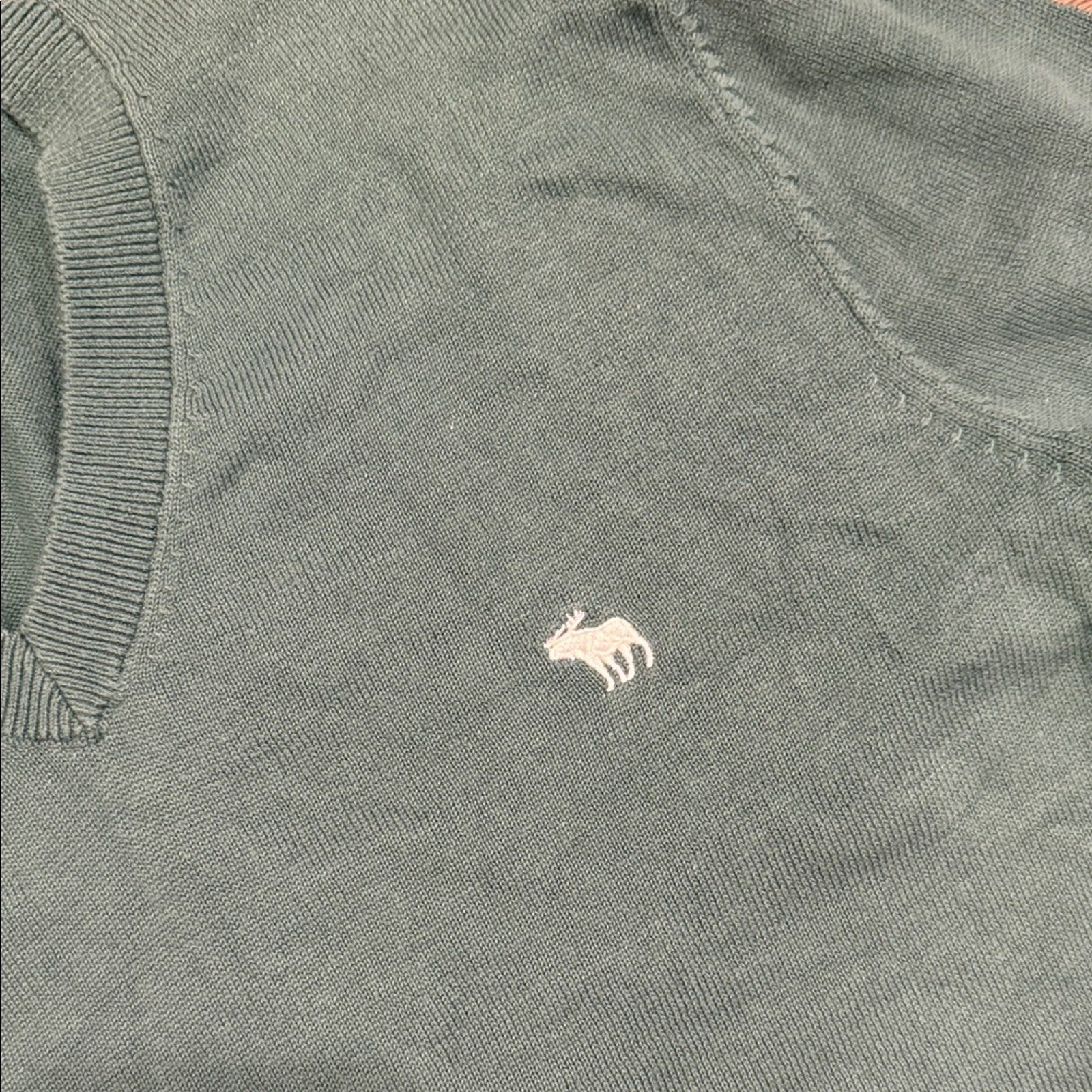 Men's Green V-Neck Sweater Abercrombie and fit small used