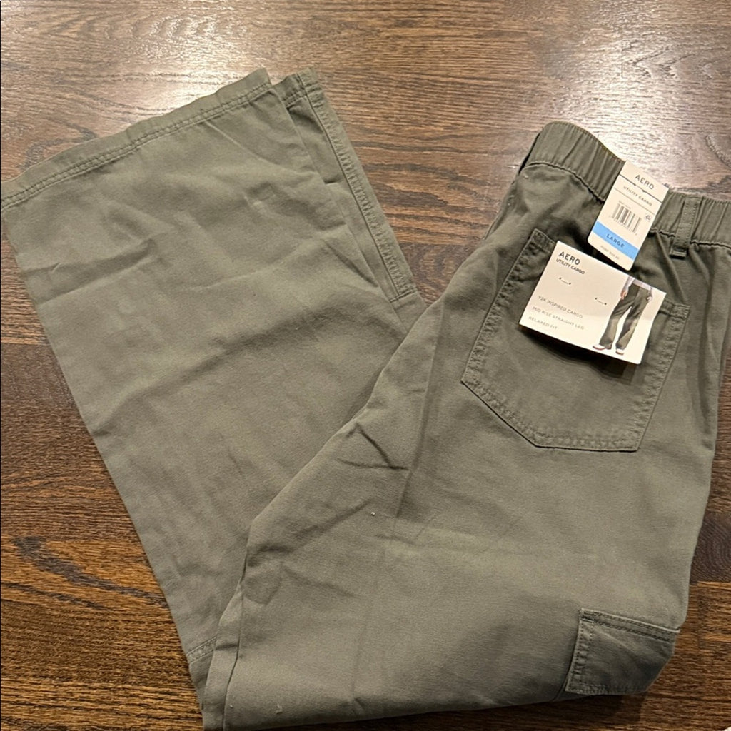 Aeropostale Women’s Green Cargo Pants Utility Pocket Elastic Waist Size Large NEW