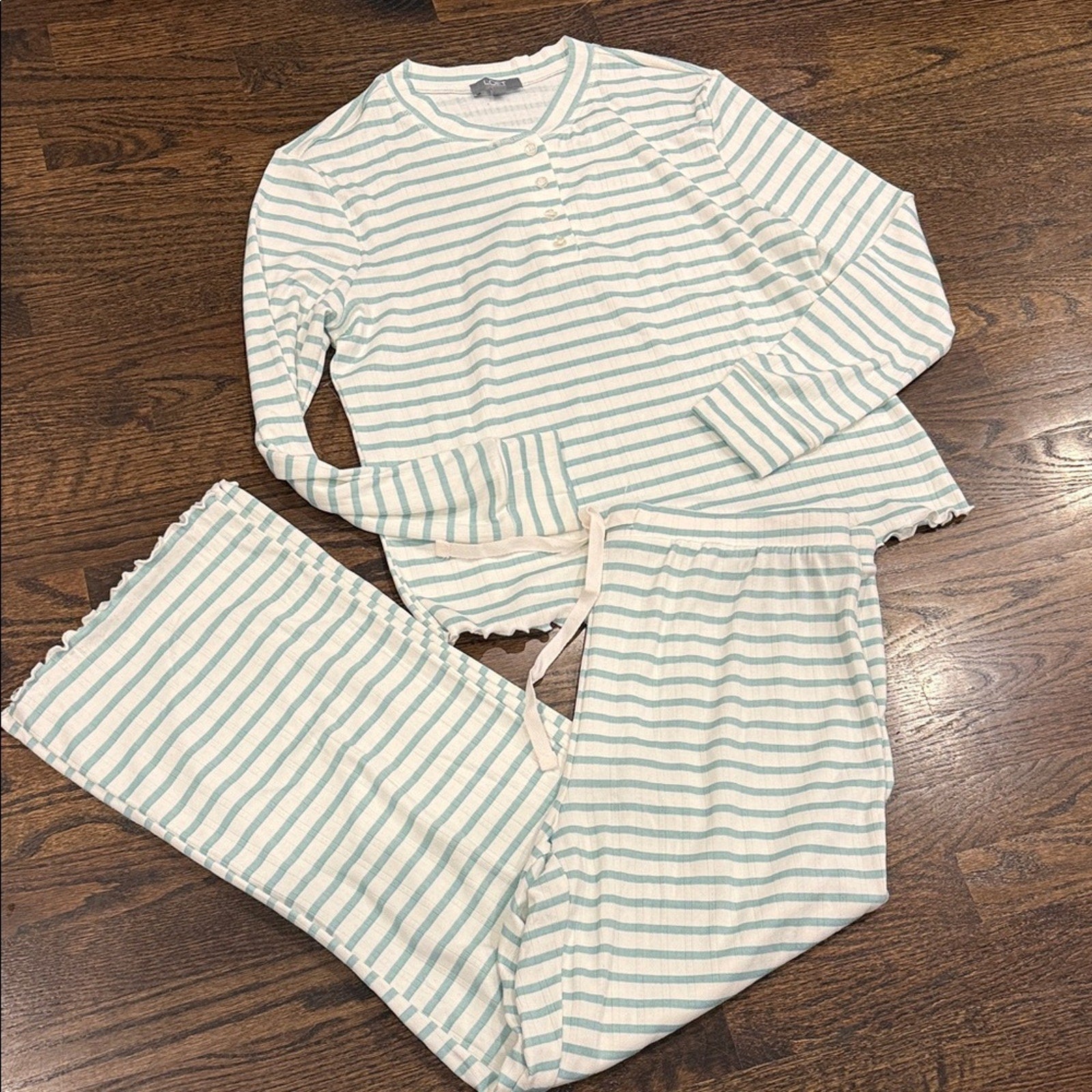 Loft woman’s Striped Pajamas - Green and White large NEW