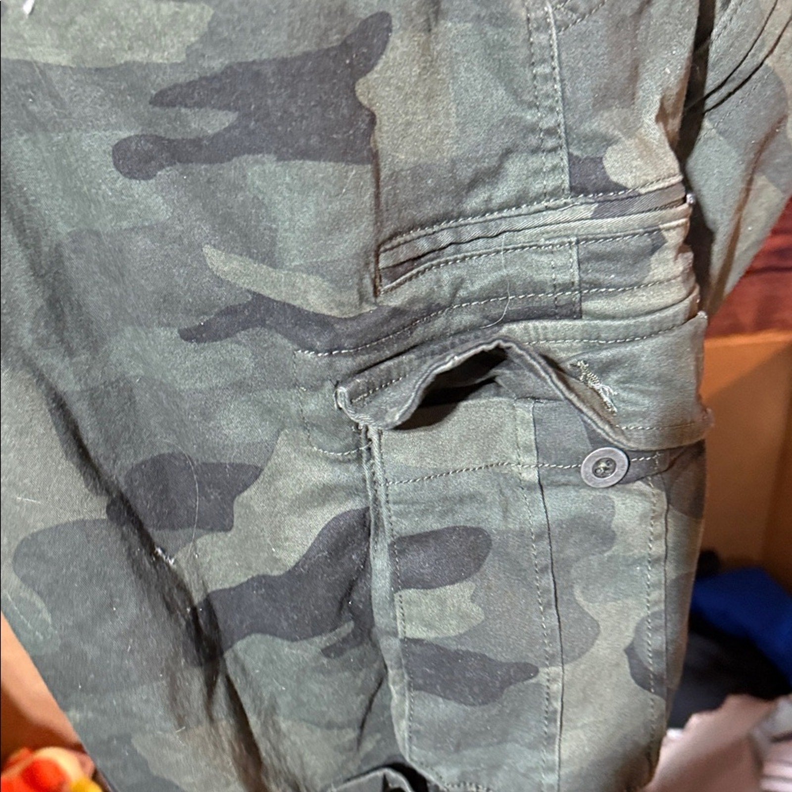 Men's Camouflage Cargo Shorts 36 NWOT